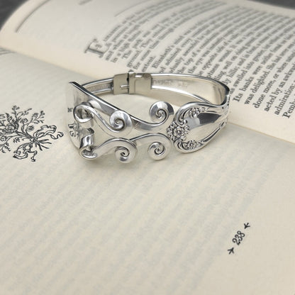 Fork Premium Bracelet - Cascading Spirals