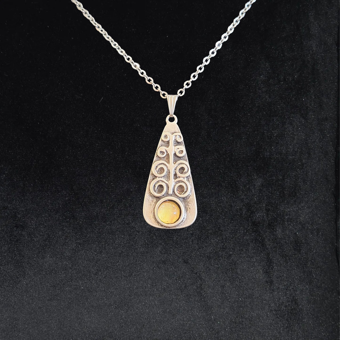 GeoGraphic Gems Pendant GG281