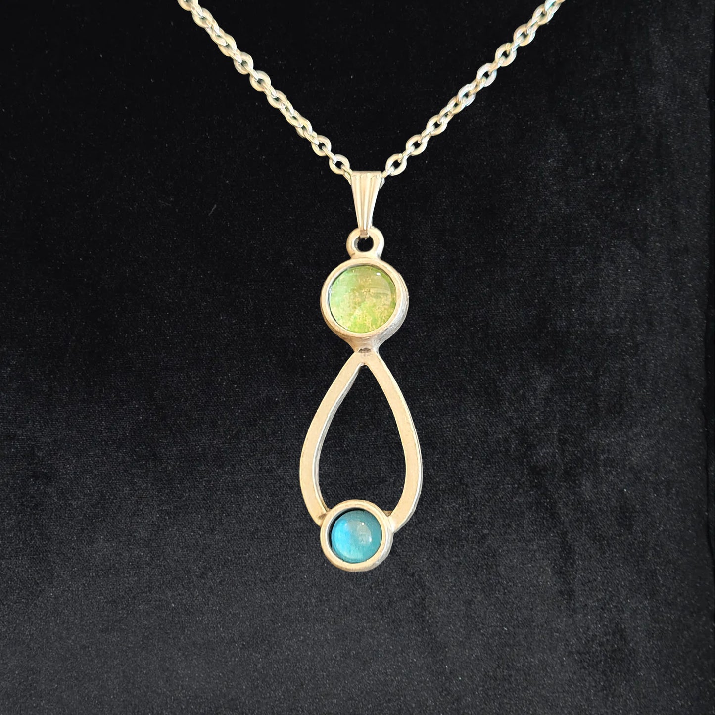 GeoGraphic Gems Pendant GG284