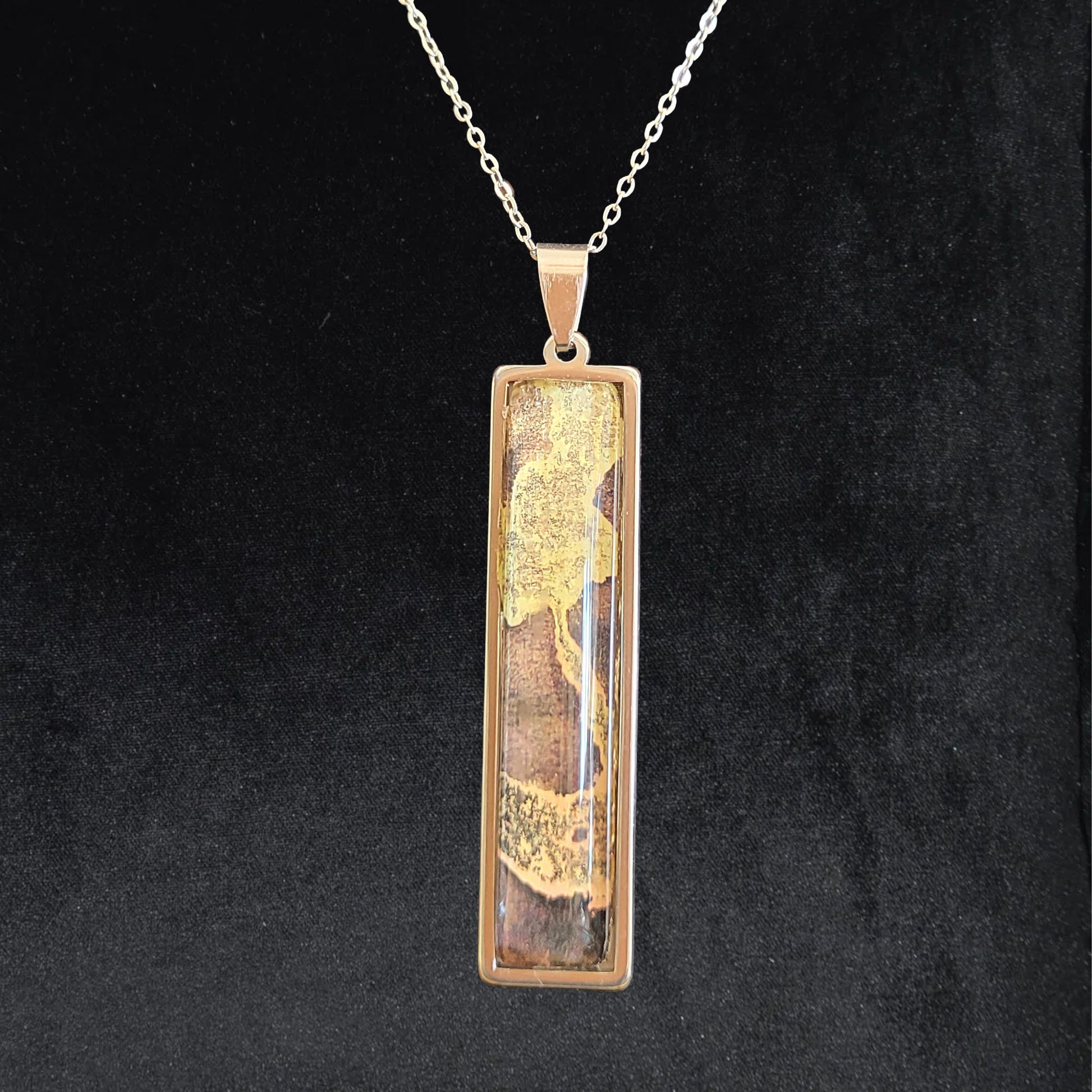 GeoGraphic Gems Pendant GG352