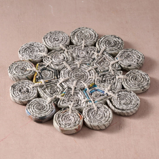 Newspaper Trivet - Circles