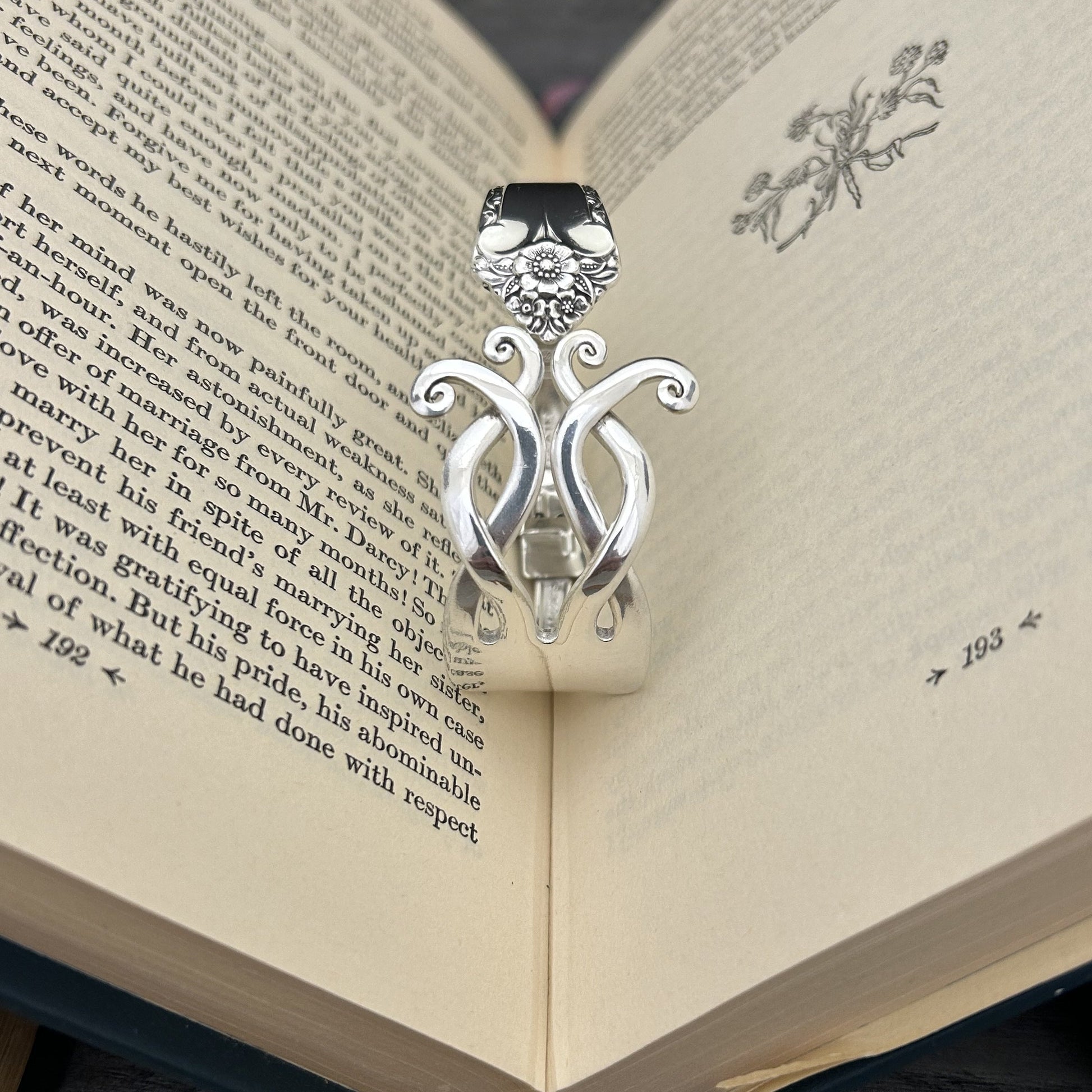 Fork Premium Bracelet - Resonance