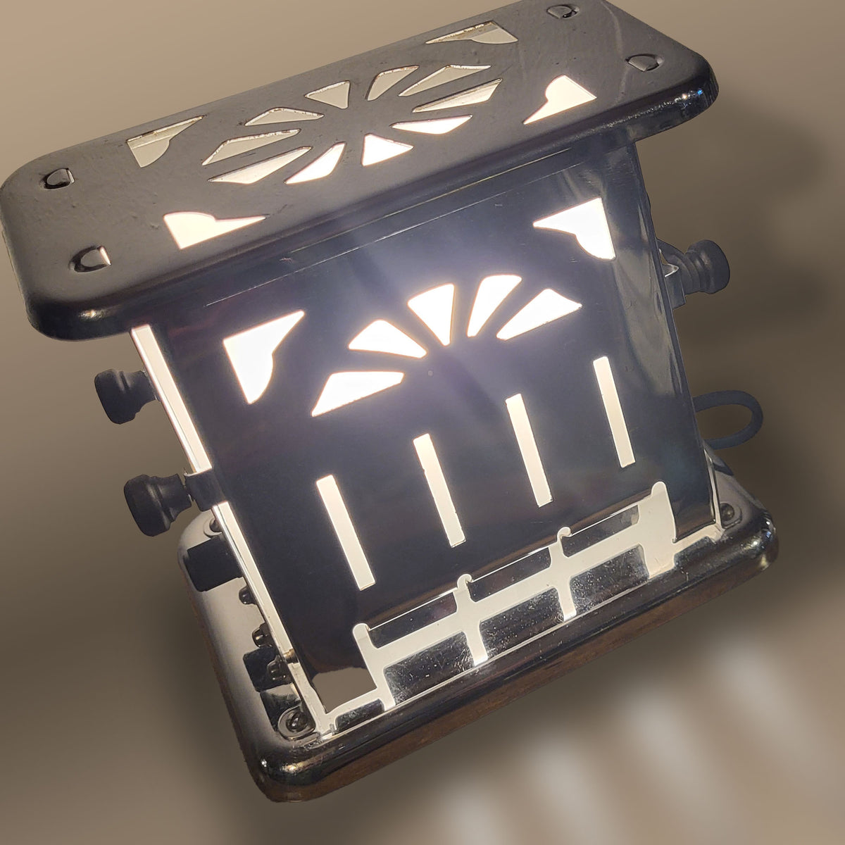 Antique Electric Toaster Lamp