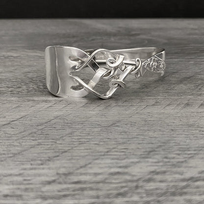 Fork Premium Bracelet - Curiosity