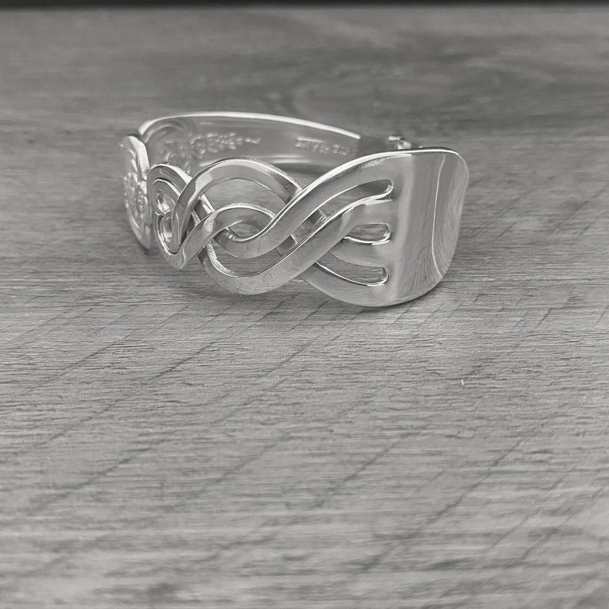 Fork Premium Bracelet - Harmony