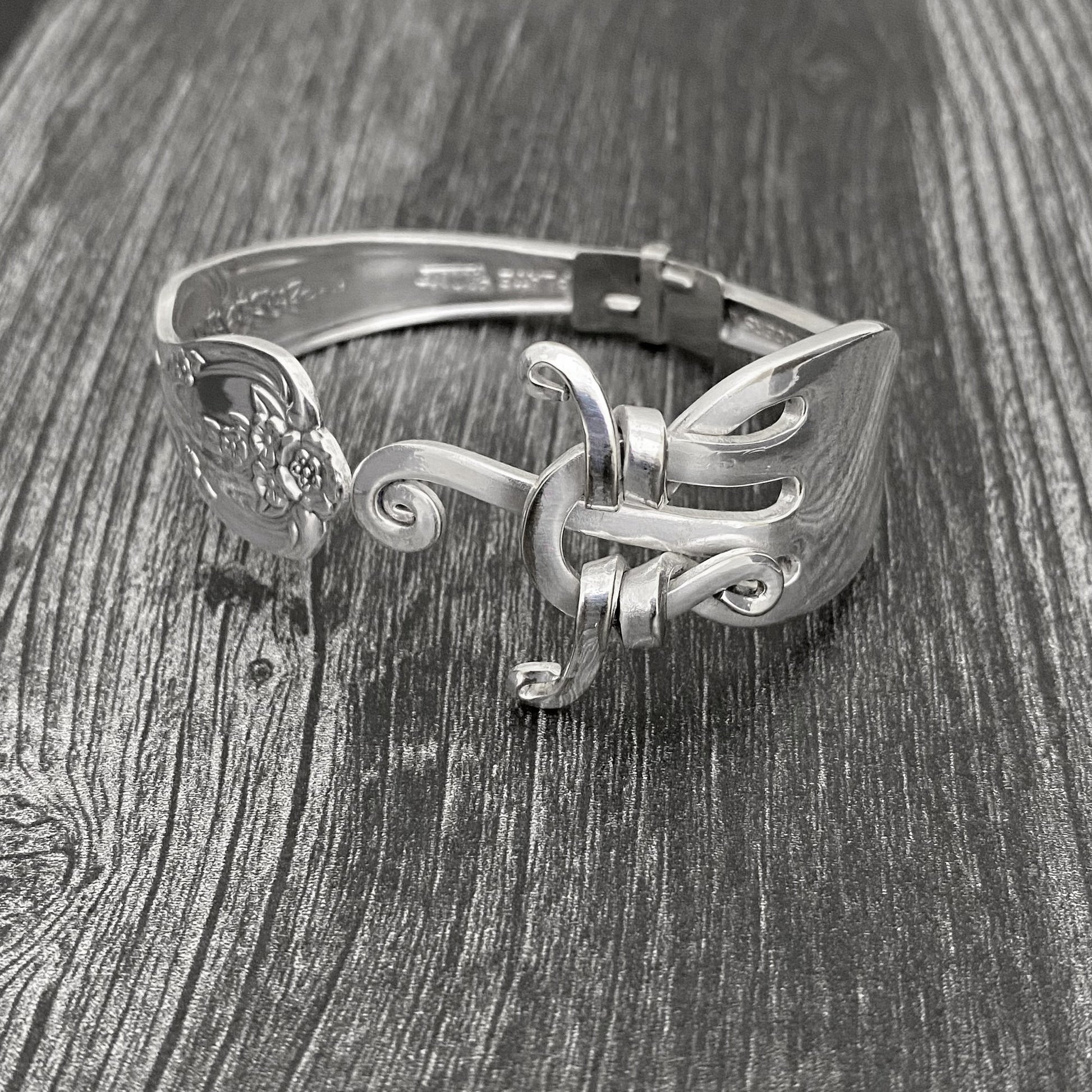 Fork Premium Bracelet - Oracle