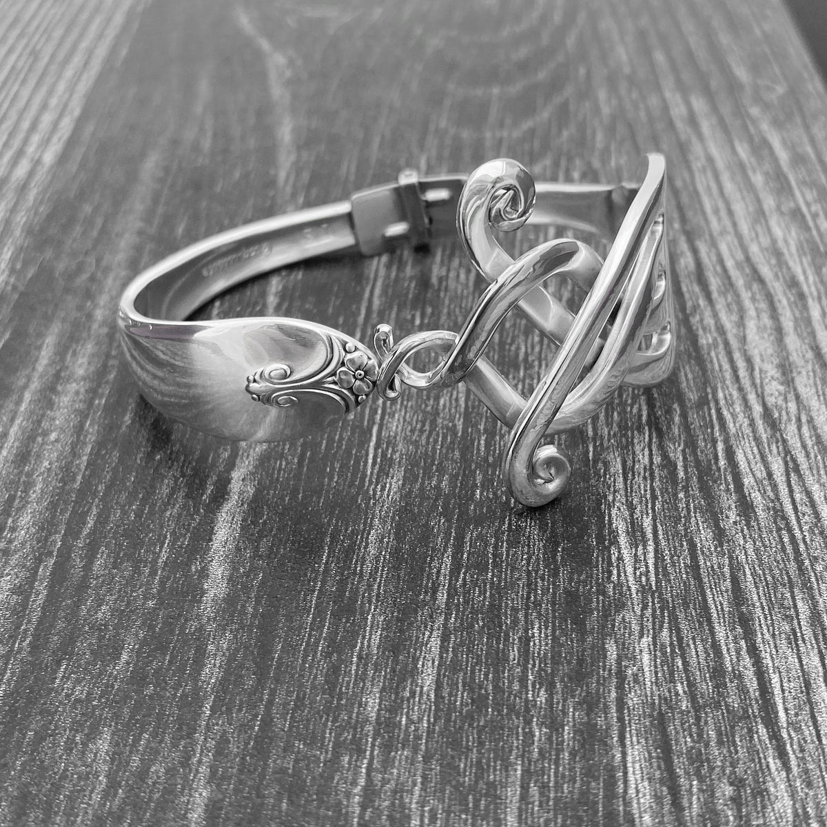 Fork Premium Bracelet - Prelude