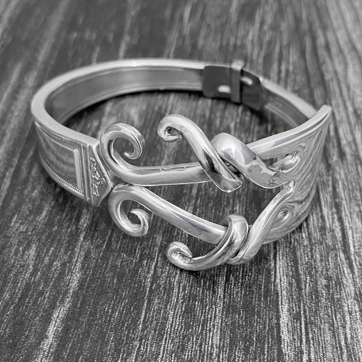 Fork Premium Bracelet - Devoted