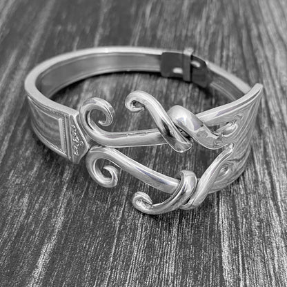 Fork Premium Bracelet - Devoted