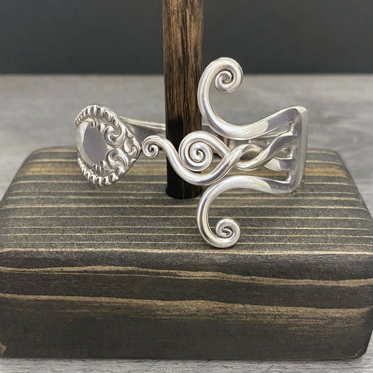 Fork Premium Bracelet - Renewal