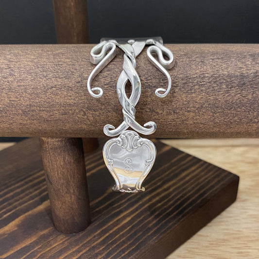Fork Premium Bracelet - Twisted Elegance