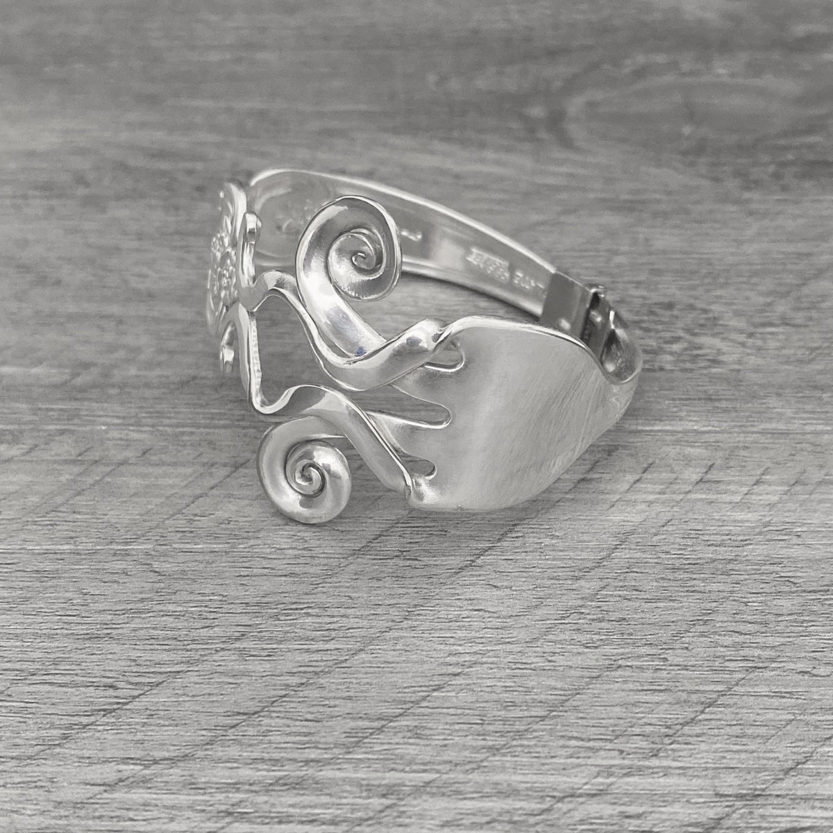 Fork Premium Bracelet - Zephyr